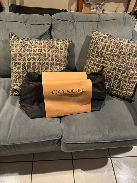 Coach Black Duffel Travel Bag with Shoulder Strap - Picture 2 of 8